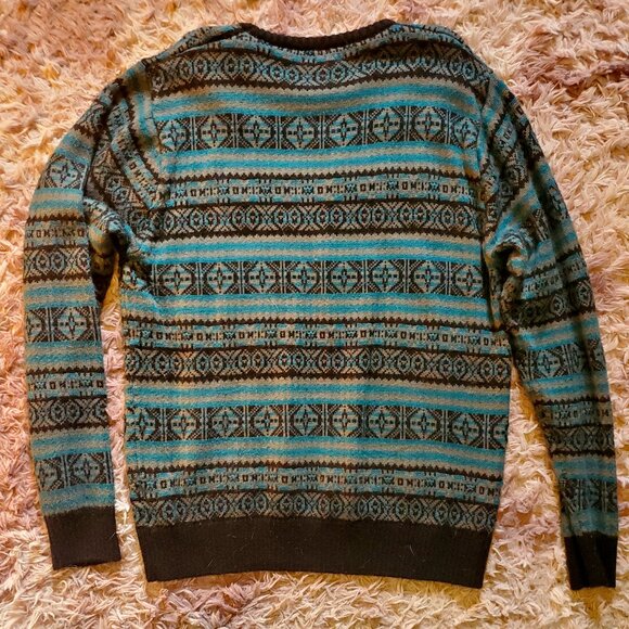 Carbon Mens Black and Teal Knit Swearter - Picture 2 of 2